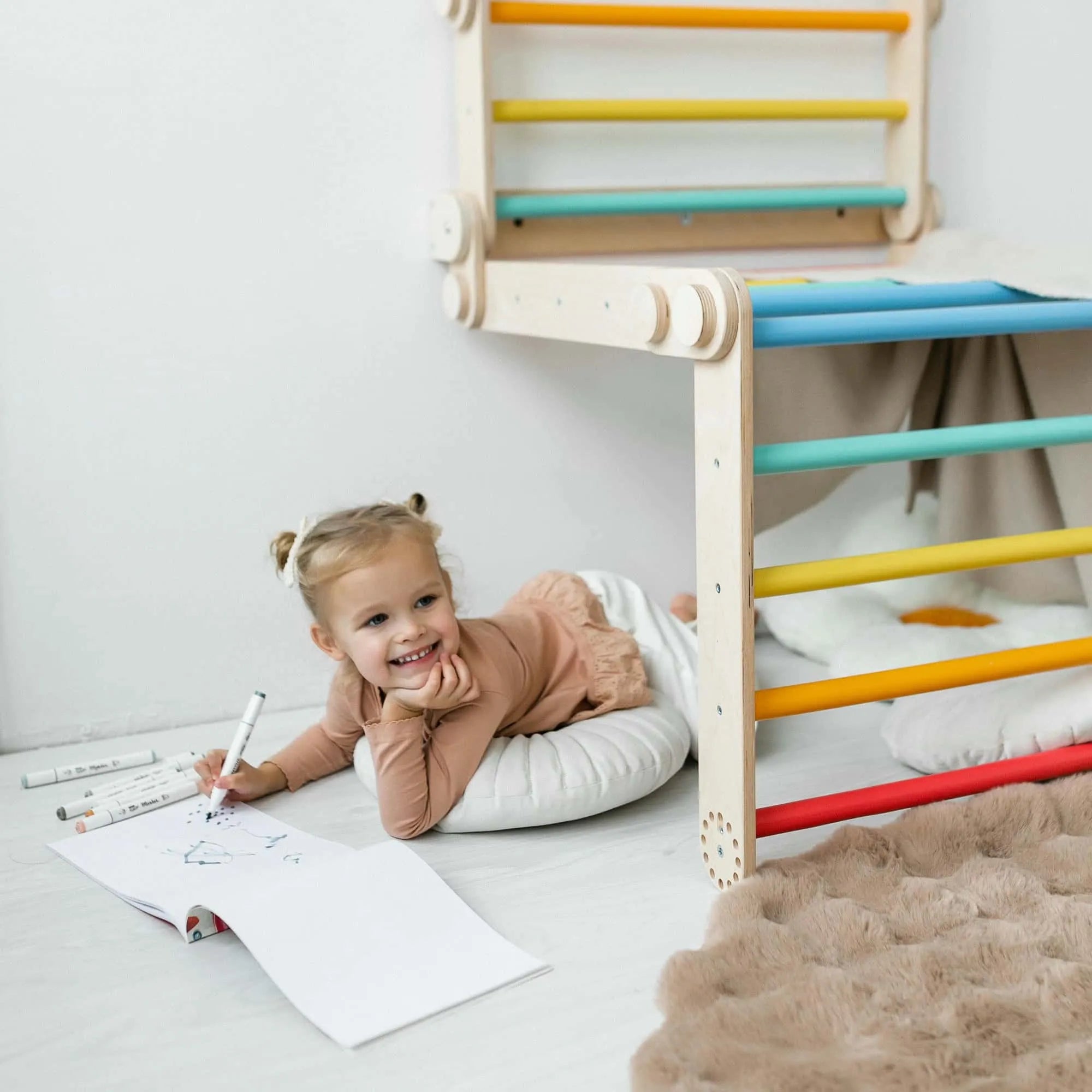 Fixations murales pour l'Ensemble d’escalade BusyKids