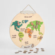 BusyKids Carte du monde en bois avec figurines d’animaux magnétiques